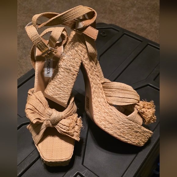 Steve Madden Shoes - Steve Madden Romey Raffia Platform Heels Sz 8.5